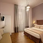 Juno Pantheon Guest house