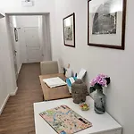 Guest house Juno Pantheon